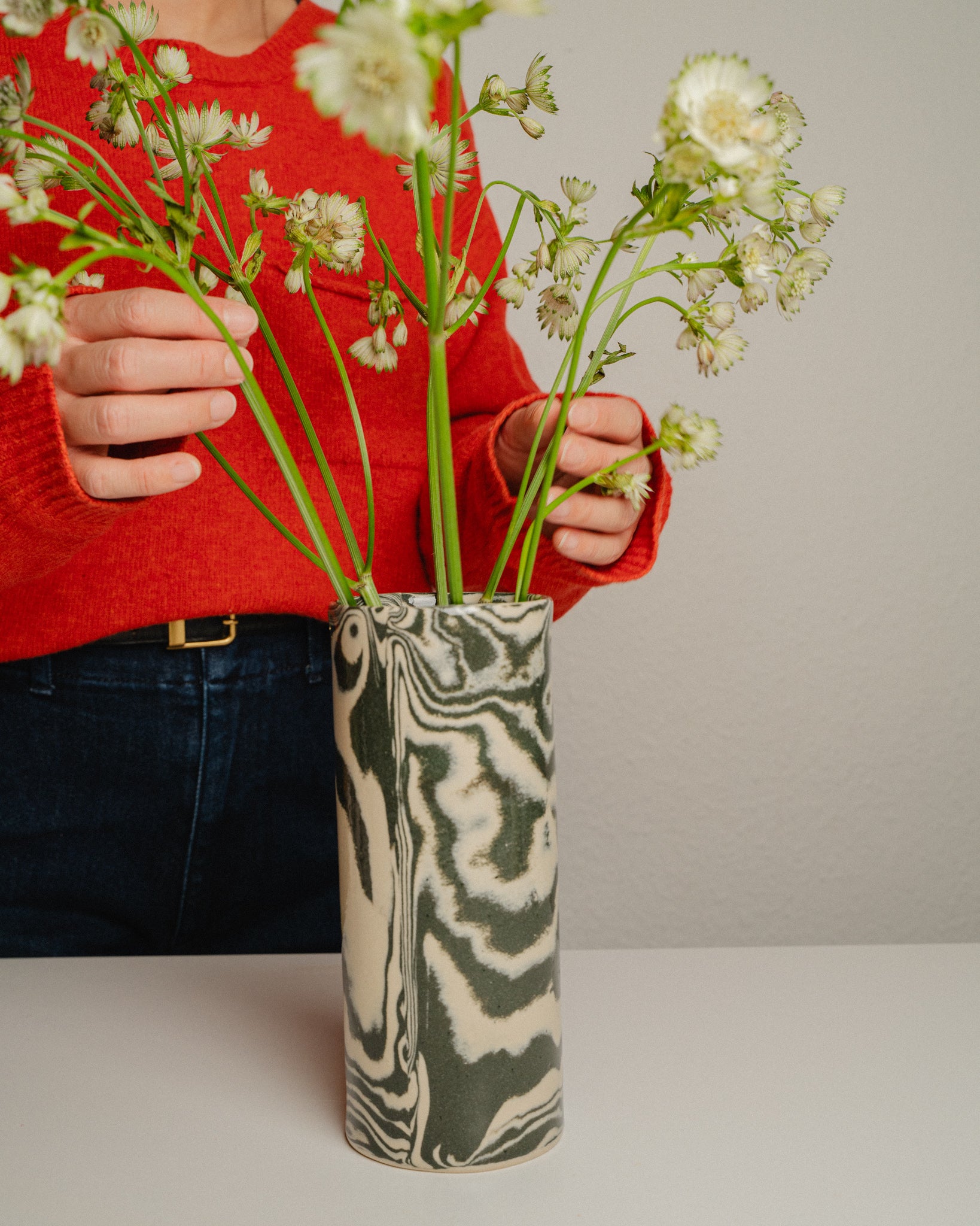 Vase - Black and white