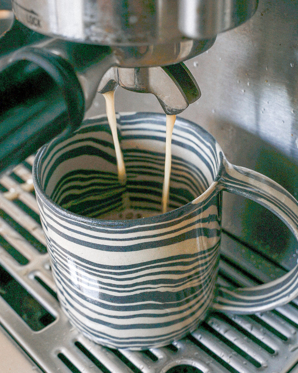 Linea Cup - Ink